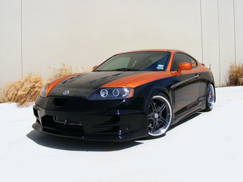 2004 Hyundai Tiburon - Image 2 of 4