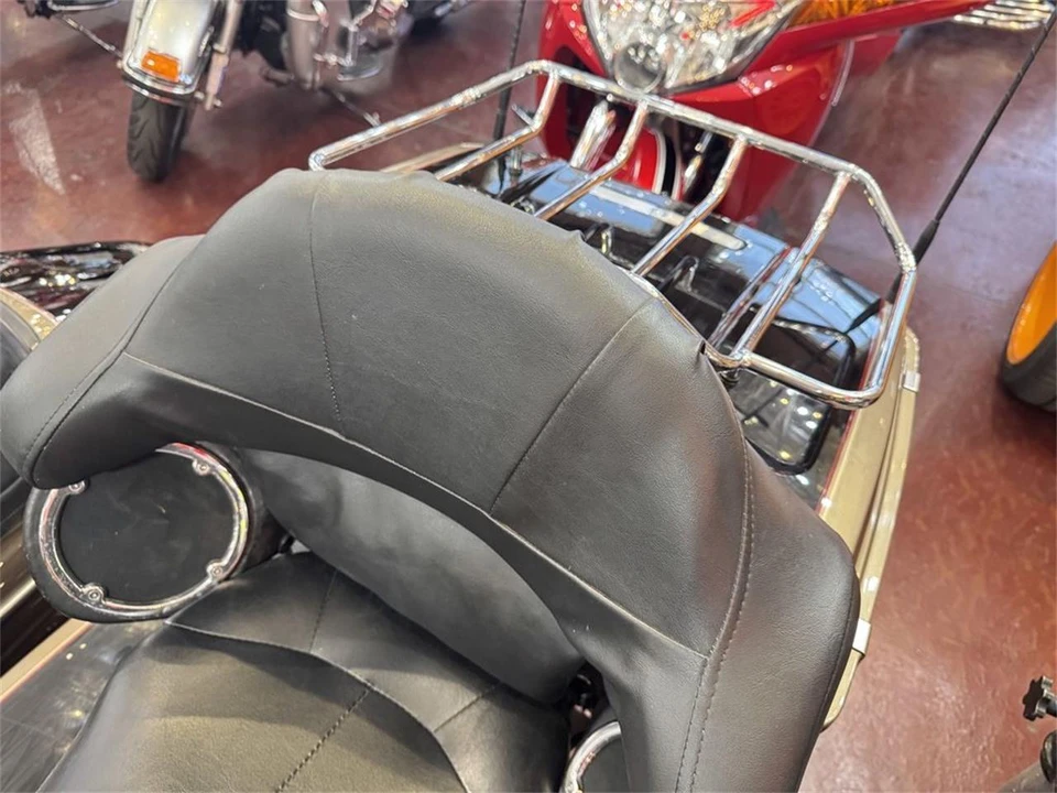 2004 Harley-Davidson Touring Twin Cam - Image 13 of 20