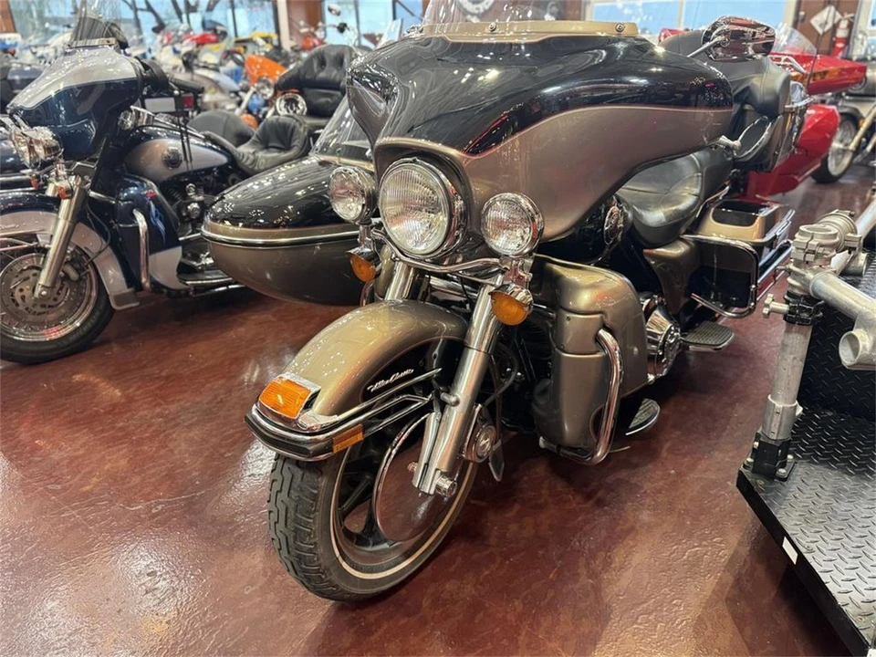 2004 Harley-Davidson Touring Twin Cam - Image 2 of 20