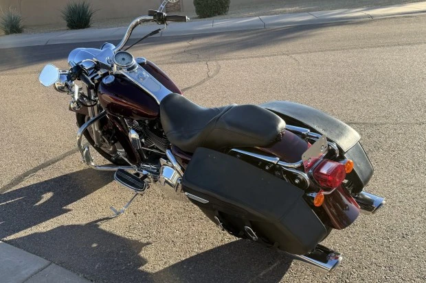 2004 Harley-Davidson Touring Twin Cam - Image 2 of 6