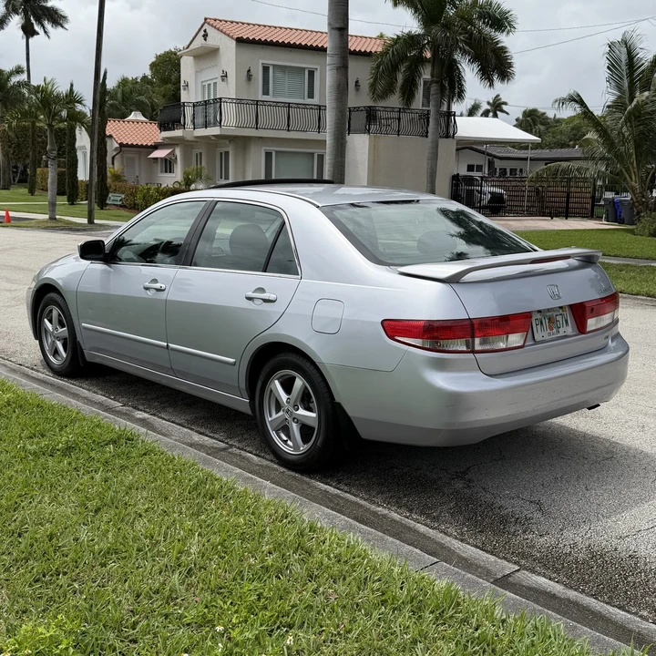 2004 Honda Accord 7th Gen - Image 8 of 21