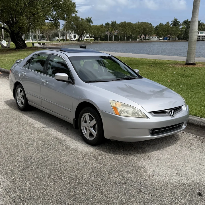 2004 Honda Accord 7th Gen - Image 2 of 21