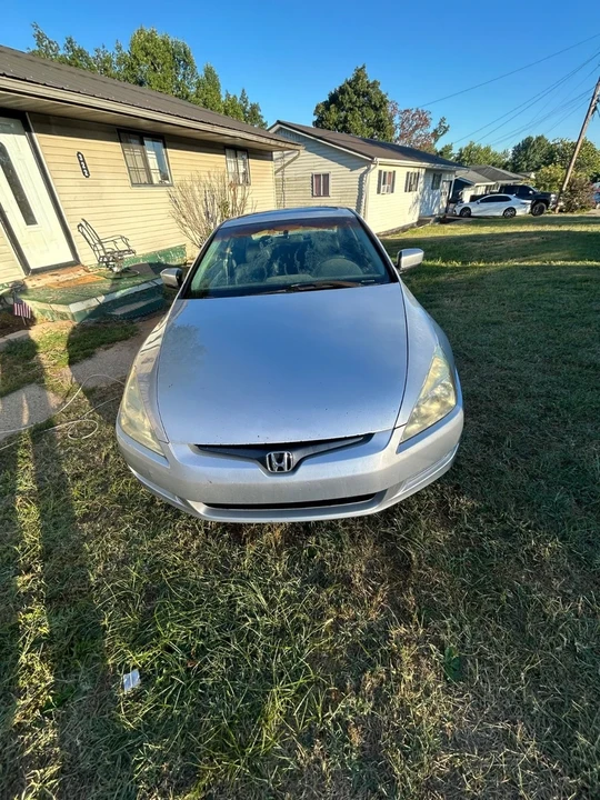 2004 Honda Accord 7th Gen - Image 6 of 17
