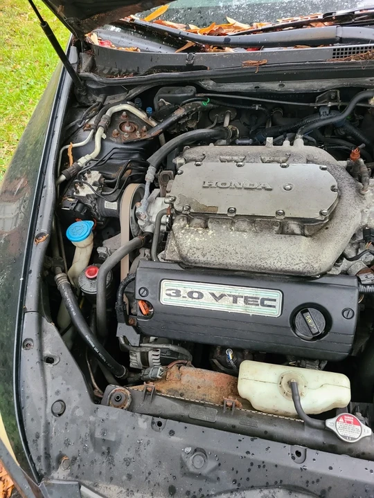 2004 Honda Accord 7th Gen - Image 9 of 12