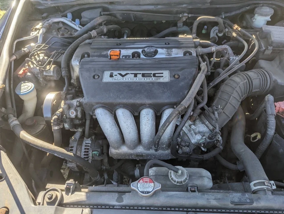 2004 Honda Accord 7th Gen - Image 14 of 21