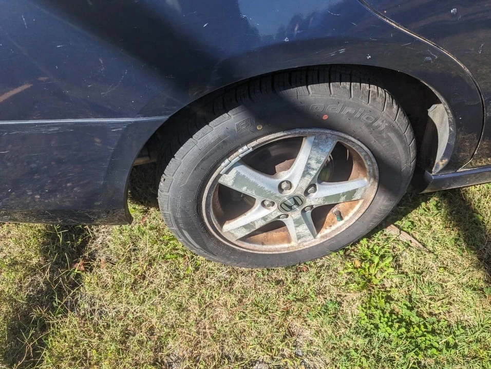 2004 Honda Accord 7th Gen - Image 10 of 21
