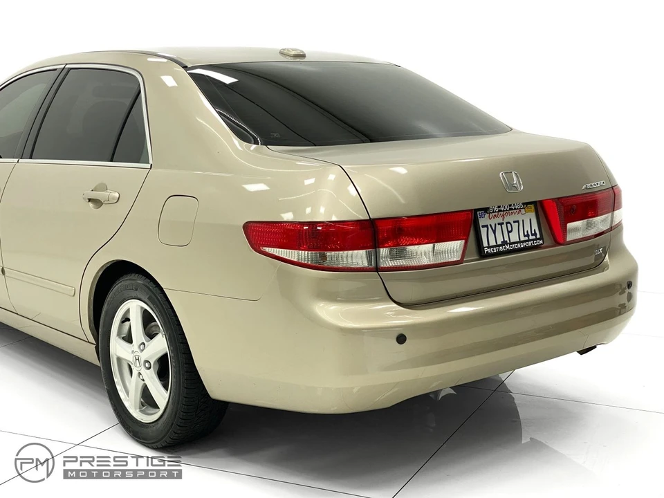 2004 Honda Accord 7th Gen - Image 10 of 12