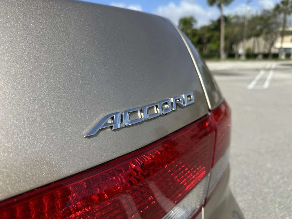 2004 Honda Accord 7th Gen - Image 26 of 31