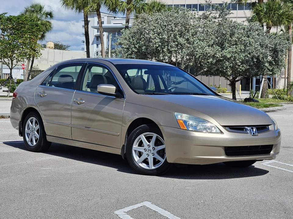 2004 Honda Accord 7th Gen - Image 2 of 31