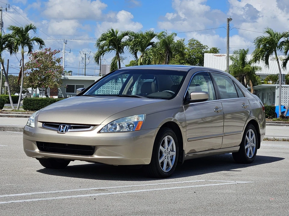2004 Honda Accord 7th Gen - Image 5 of 31