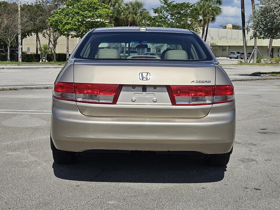 2004 Honda Accord 7th Gen - Image 9 of 31