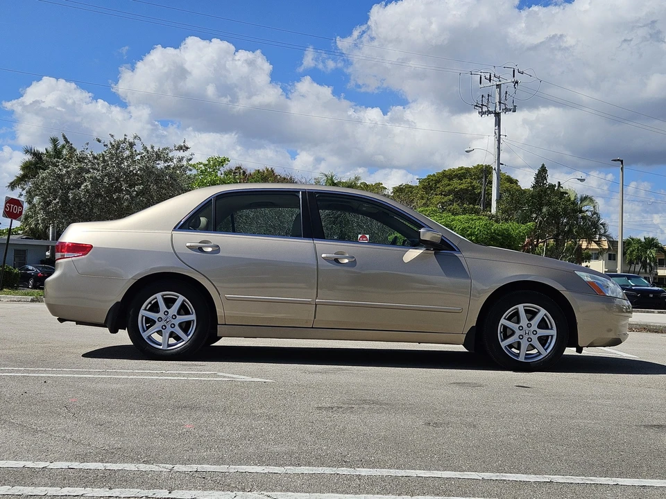 2004 Honda Accord 7th Gen - Image 11 of 31
