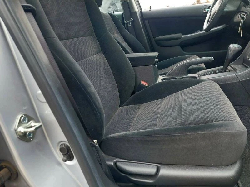 2004 Honda Accord 7th Gen - Image 3 of 9