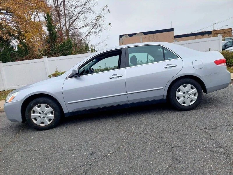2004 Honda Accord 7th Gen - Image 5 of 9