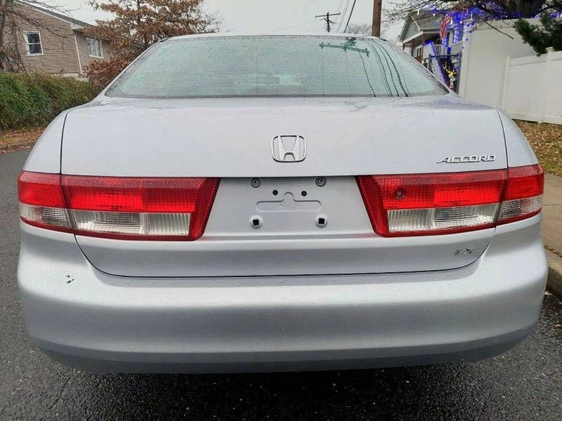 2004 Honda Accord 7th Gen - Image 9 of 12