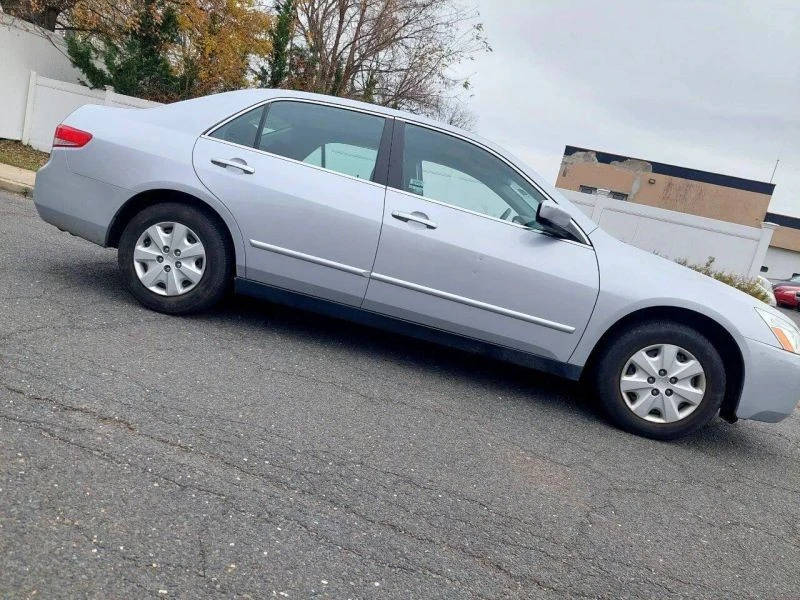 2004 Honda Accord 7th Gen - Image 8 of 9