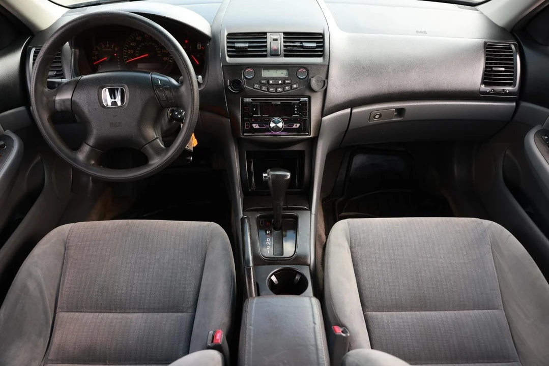 2004 Honda Accord 7th Gen - Image 2 of 21