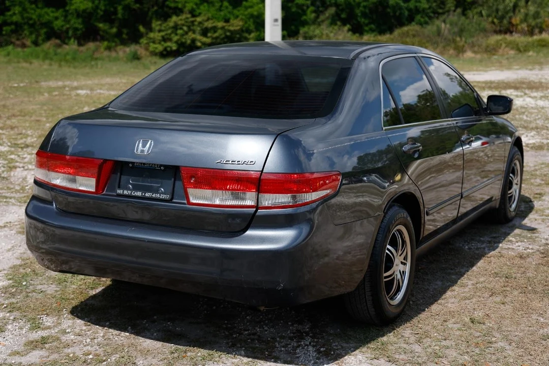 2004 Honda Accord 7th Gen - Image 11 of 21