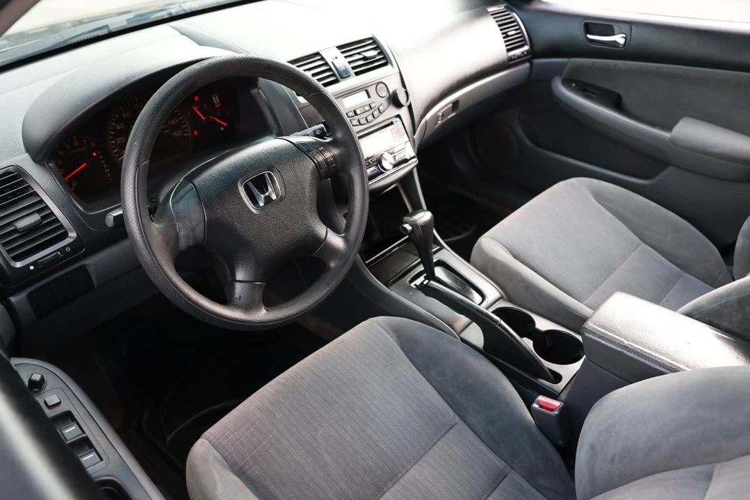 2004 Honda Accord 7th Gen - Image 4 of 21