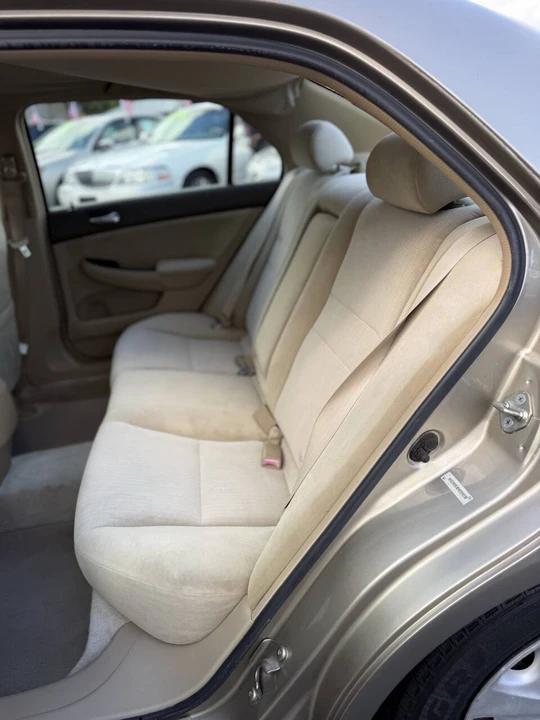 2004 Honda Accord 7th Gen - Image 19 of 21