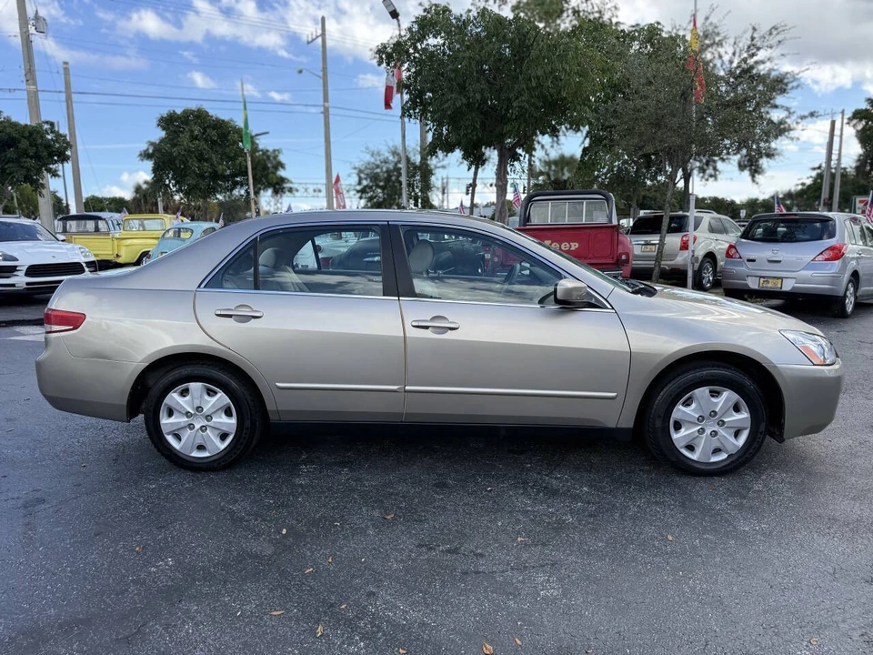 2004 Honda Accord 7th Gen - Image 8 of 12