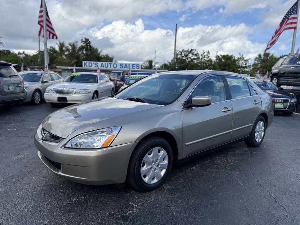 2004 Honda Accord 7th Gen - Image 3 of 21