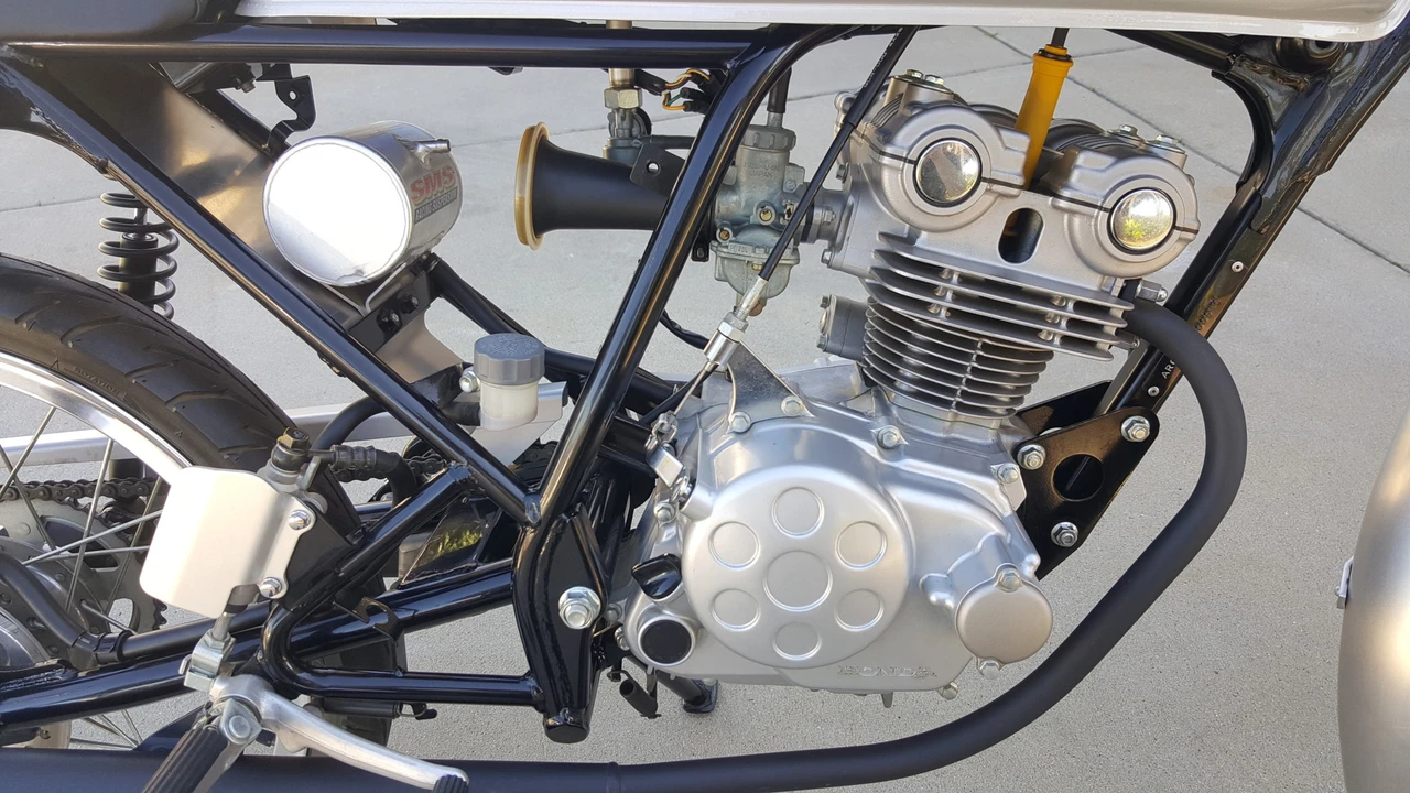 2004 Honda CB50R - Image 14 of 31