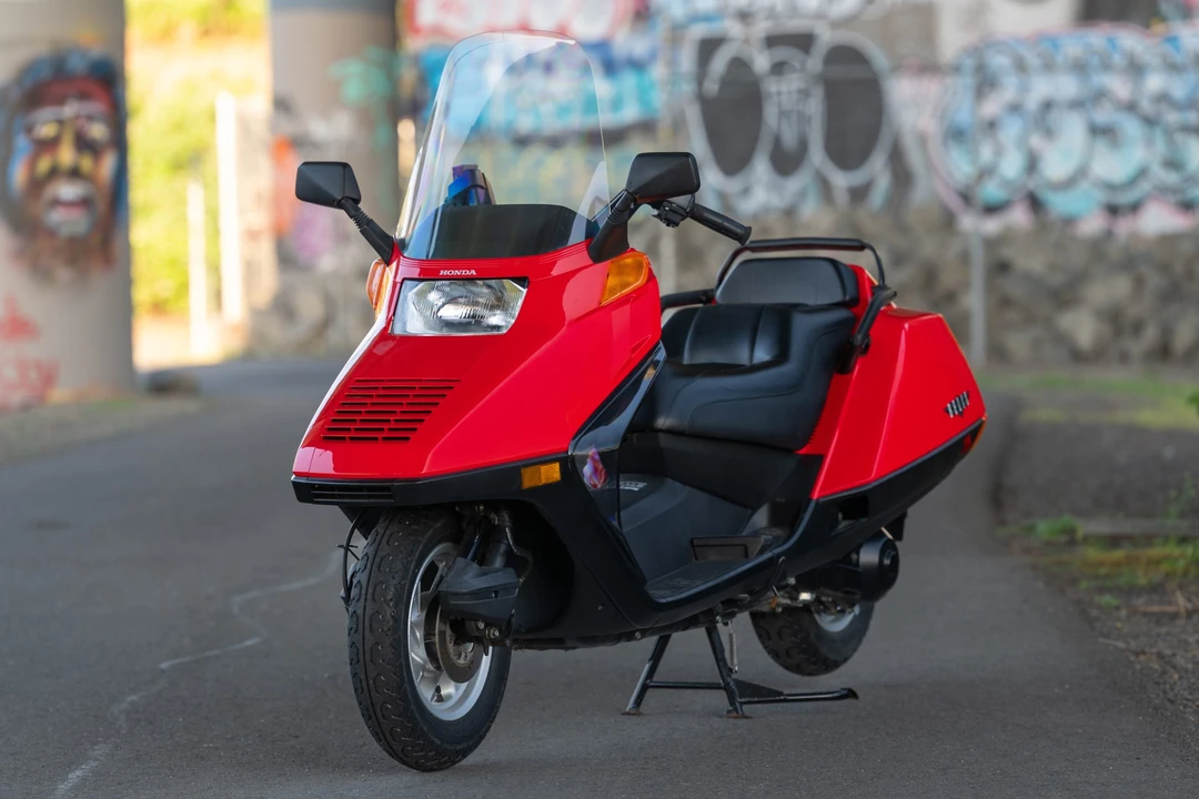 2004 Honda Mopeds - Image 18 of 31