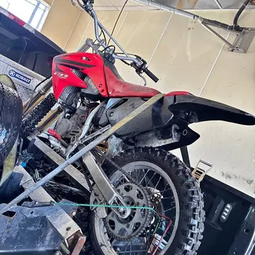 2004 Honda CR