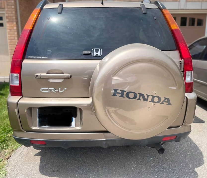 2004 Honda CR-V 2nd Gen - Image 13 of 16