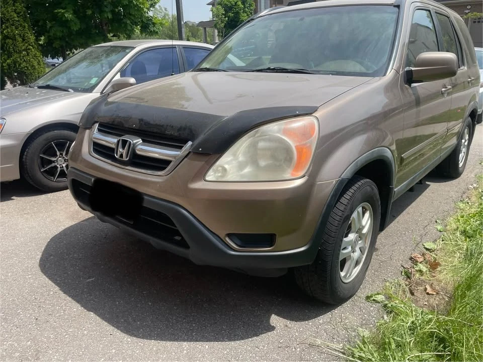 2004 Honda CR-V 2nd Gen - Image 2 of 16