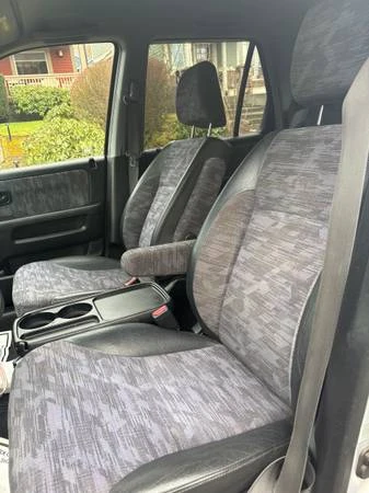 2004 Honda CR-V 2nd Gen - Image 7 of 11