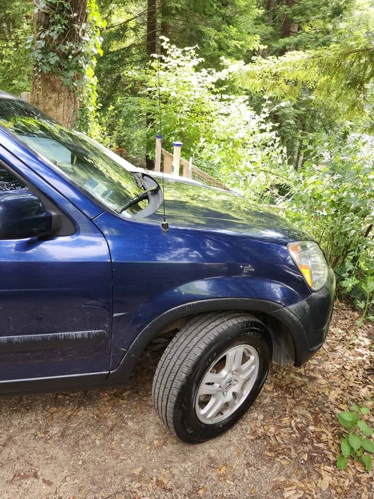 2004 Honda CR-V 2nd Gen - Image 3 of 17