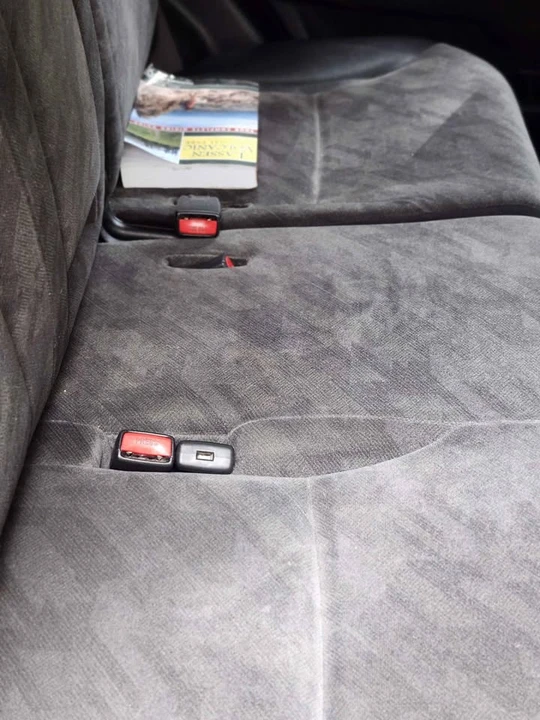 2004 Honda CR-V 2nd Gen - Image 16 of 17