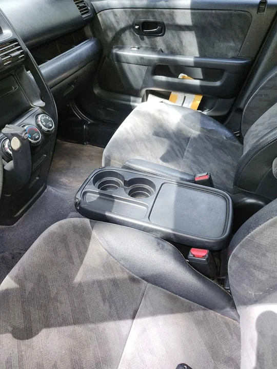 2004 Honda CR-V 2nd Gen - Image 12 of 17