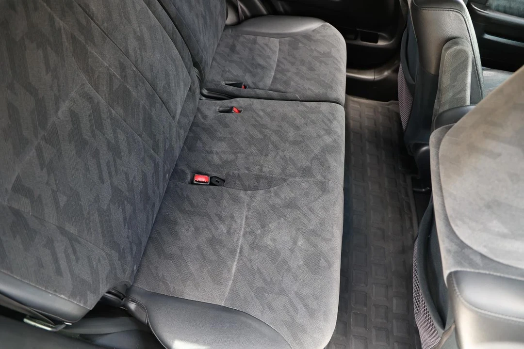 2004 Honda CR-V 2nd Gen - Image 12 of 12