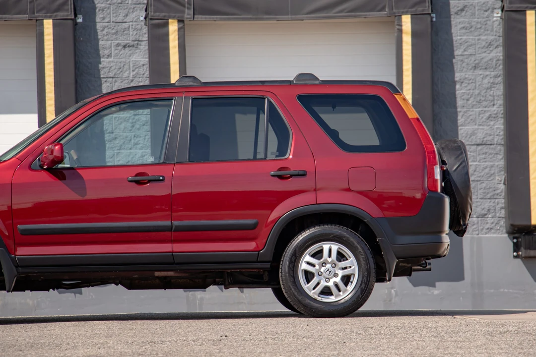 2004 Honda CR-V 2nd Gen - Image 25 of 31