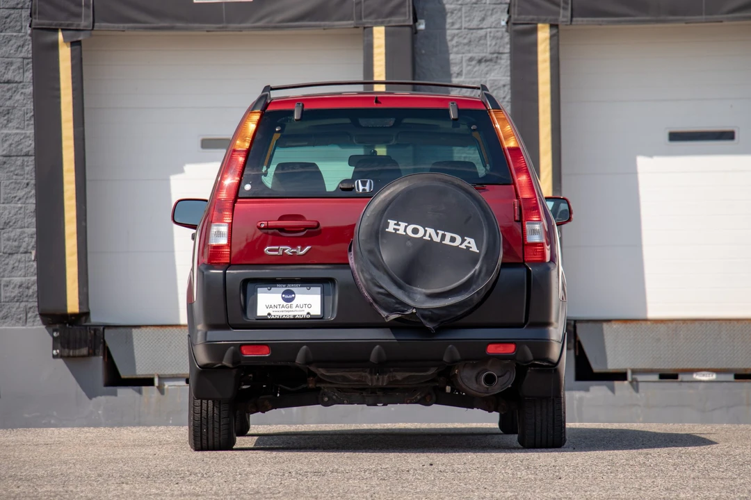2004 Honda CR-V 2nd Gen - Image 11 of 31