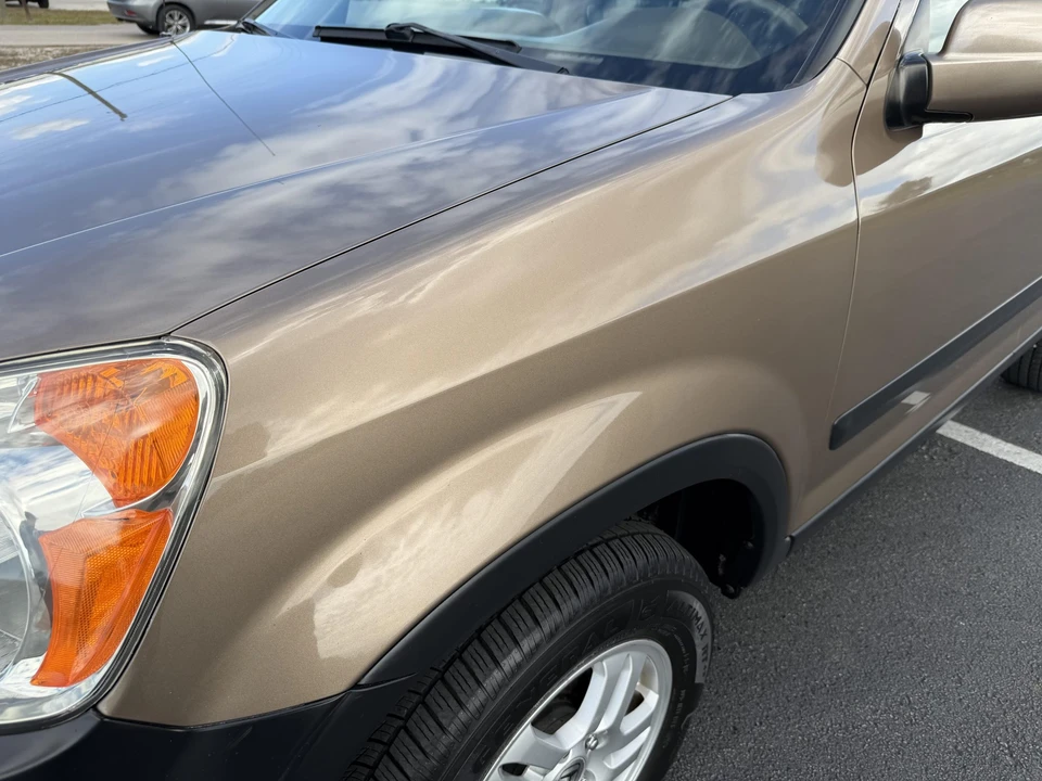 2004 Honda CR-V 2nd Gen - Image 18 of 31