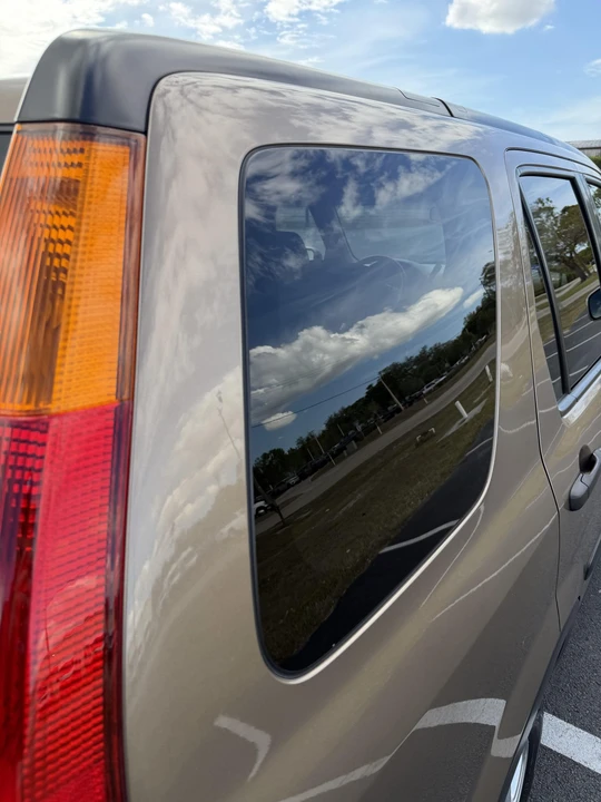 2004 Honda CR-V 2nd Gen - Image 28 of 31
