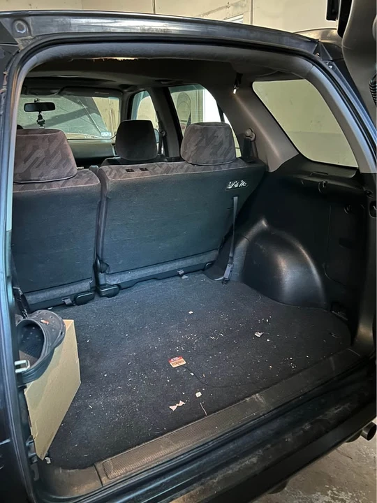 2004 Honda CR-V 2nd Gen - Image 12 of 12