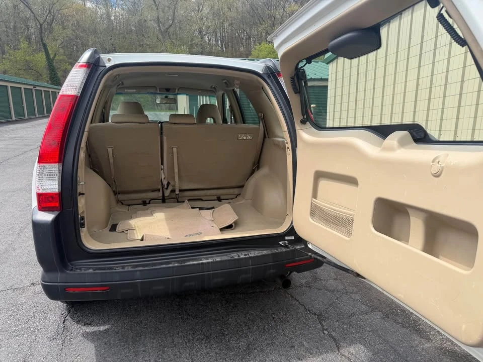 2004 Honda CR-V 2nd Gen - Image 7 of 13
