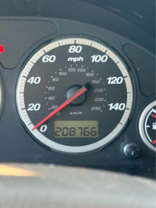 2004 Honda CR-V 2nd Gen - Image 13 of 14