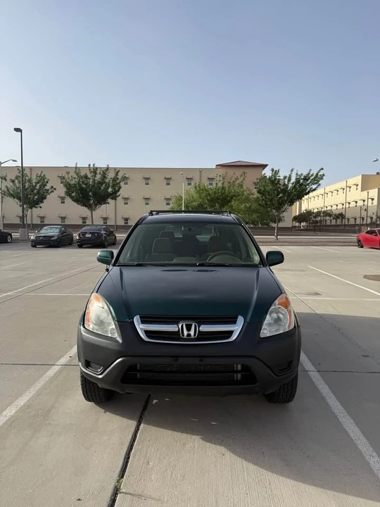 2004 Honda CR-V 2nd Gen - Image 2 of 14