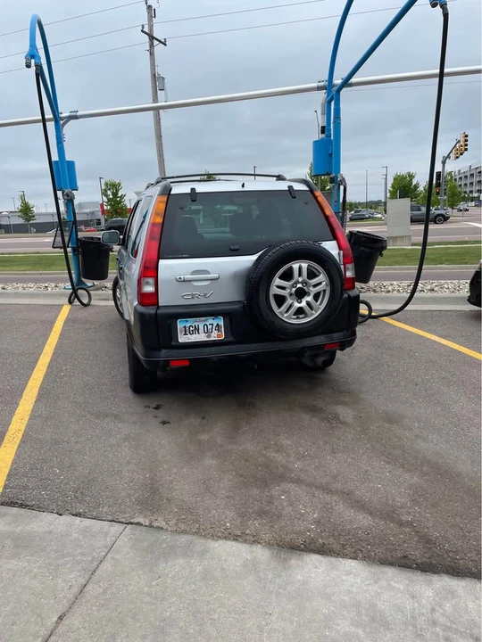 2004 Honda CR-V 2nd Gen - Image 4 of 6