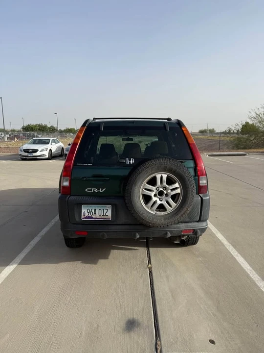 2004 Honda CR-V 2nd Gen - Image 6 of 14