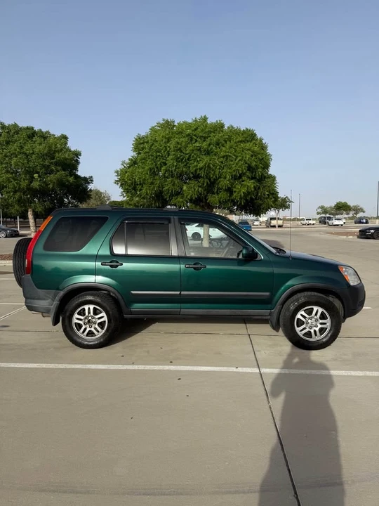 2004 Honda CR-V 2nd Gen - Image 8 of 14