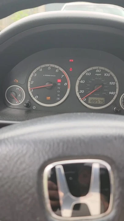 2004 Honda CR-V 2nd Gen - Image 5 of 5