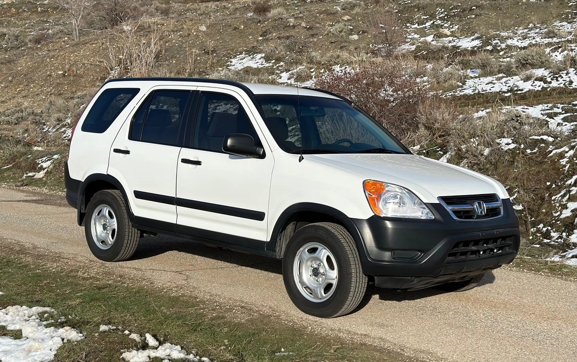 2004 Honda CR-V 2nd Gen - Image 6 of 31