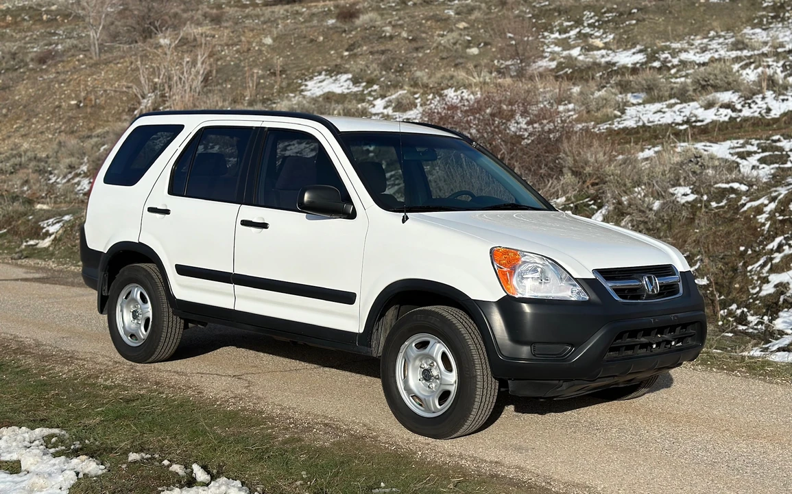2004 Honda CR-V 2nd Gen - Image 7 of 31